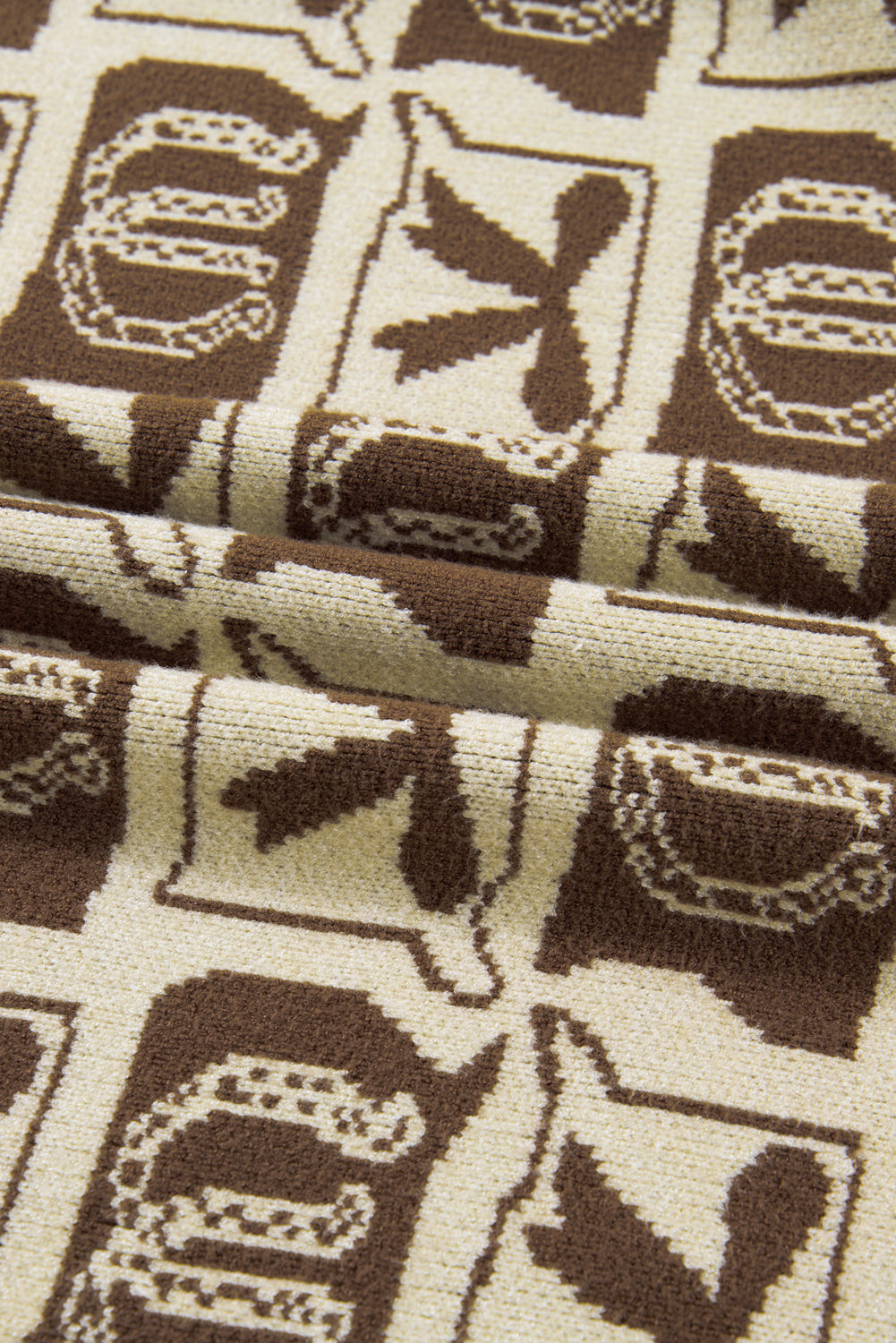 Brown Bow Horseshoe Print Checkered Plus Size Sweater