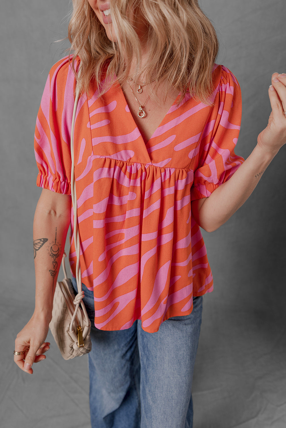 Orange Zebra Stripe Print Ruched Cuff Half Sleeve V Neck Blouse